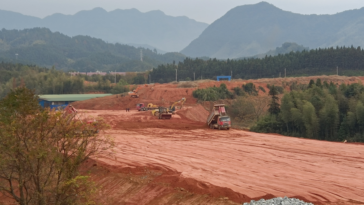 建設(shè)正酣!三和循環(huán)經(jīng)濟產(chǎn)業(yè)園奮戰(zhàn)持續(xù)發(fā)力